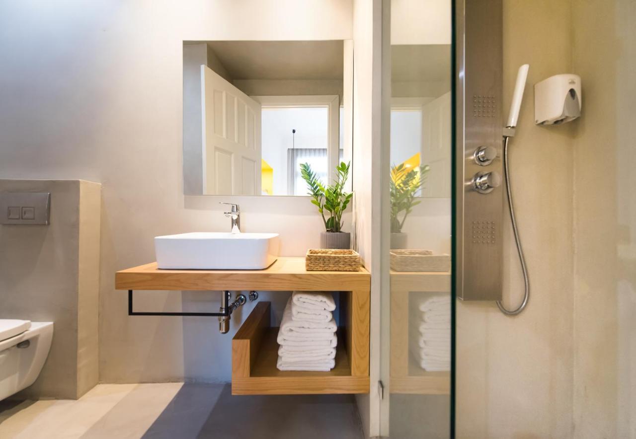 Monk Monastiraki Suites Atenas Exterior foto